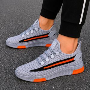 Baskets Homme Sneakers Mesh Respirant Gris – Semelle Orange Design Sportif Tendance