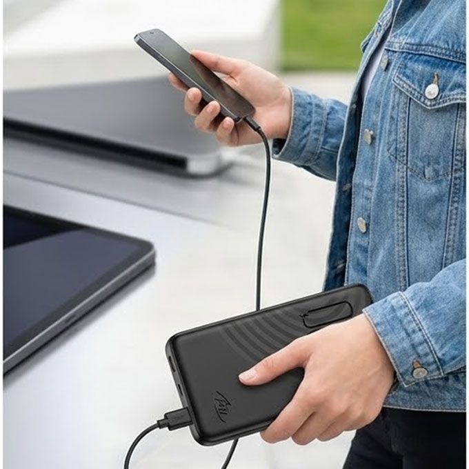 Batterie Externe itel 20000mAh – Powerbank avec Câbles Intégrés – Image 3