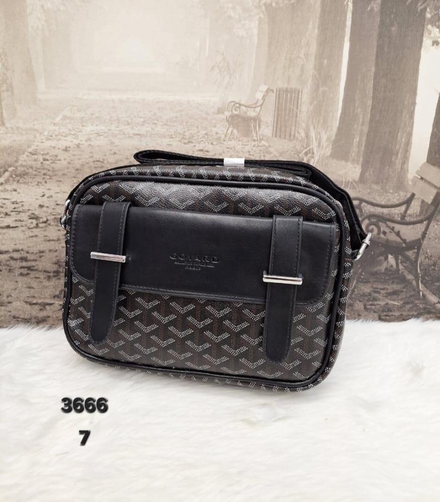 Sacoche Bandoulière Homme Motif Chevron Noir/Gris – Empiècement Cuir, Poche Arrière Zippée