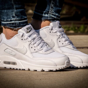 Baskets Homme Sneakers | Air Max Nike– Disponibles en Gris, Blanc et Noir