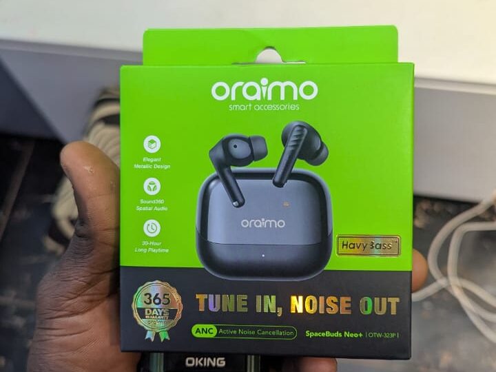 Écouteurs sans Fil Oraimo SpaceBuds Neo+ (OTW-323P) – ANC Hybride, Audio Spatial 360°, Son HavyBass, Autonomie 30H, IPX5, Noir – Image 3