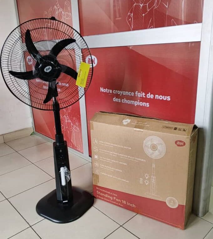 Ventilateur Rechargeable itel 16 Pouces – Panneau de Contrôle Numérique, Éclairage LED Intégré, Noir – Image 2